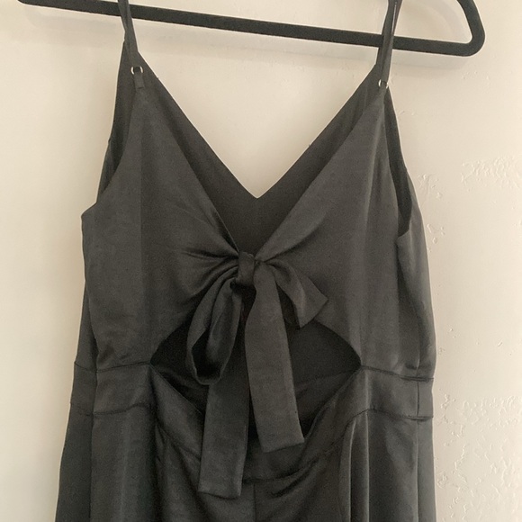 Lumiere Silky Wide Leg Romper, Large - Picture 4 of 10